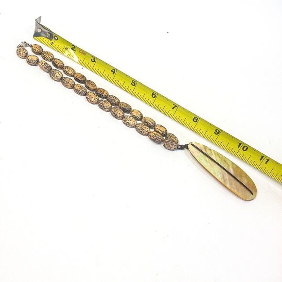 Tribal Choker: Surfboard Mother of Pearl Pendant with Salwag Beads - Picture 8 of 8